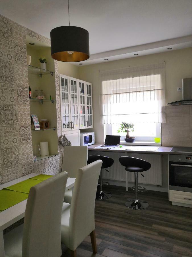 Ancsi Apartmant Kecskemet Luaran gambar